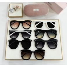 Miu miu Sunglasses